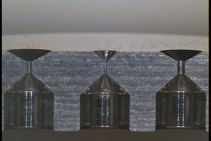 φ0.1穴 内径磨き